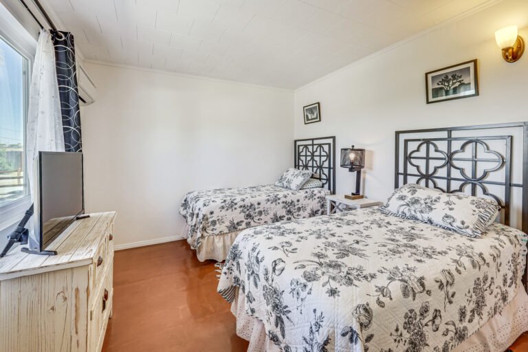 Second Bedroom Harmonic House