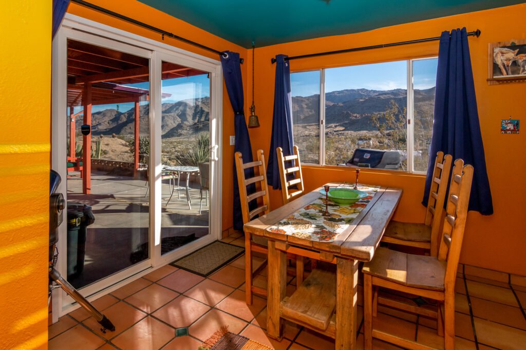 Chuck's Cabin Dining Room