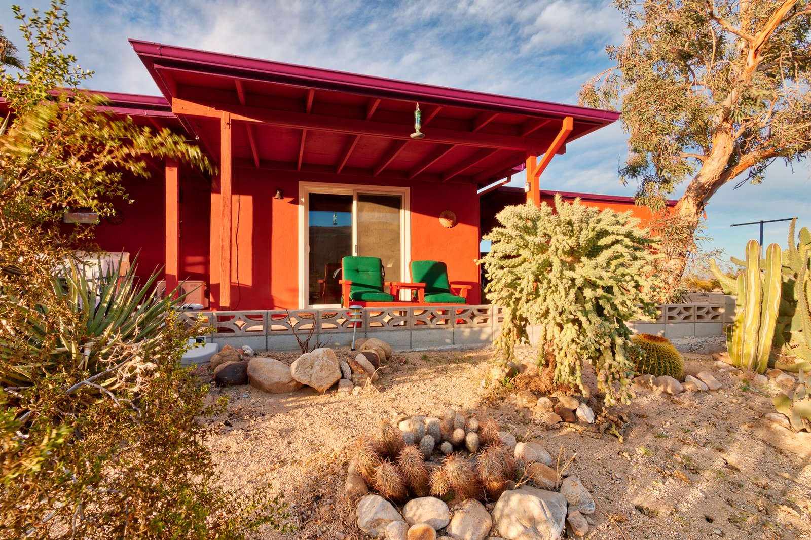 Chuck's Cabin Exterior